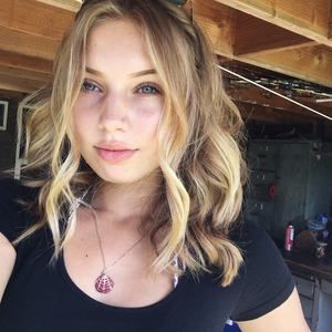 Meet your Posher, Anela